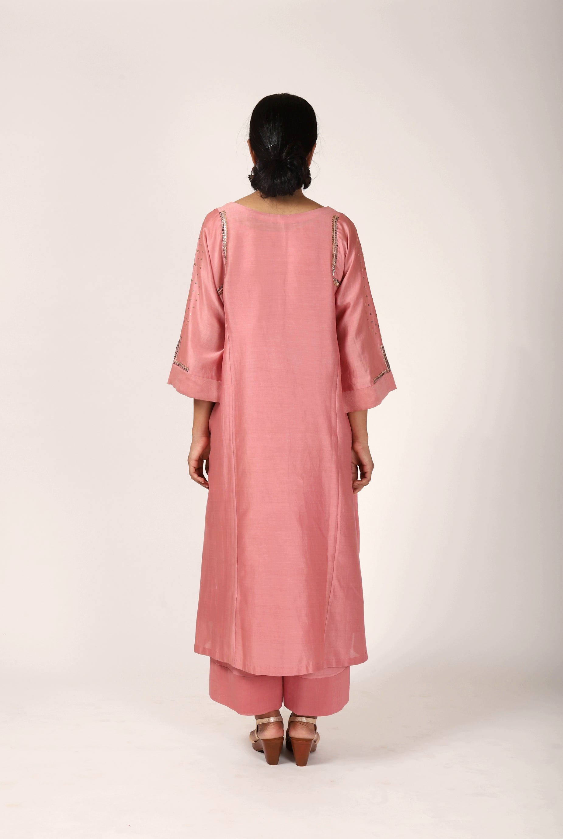 Sunset Pink Tvaksati Panelled Kurta Set